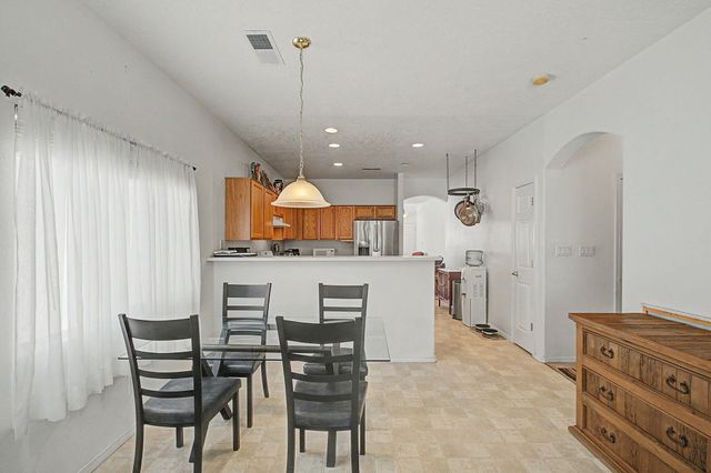 2839 Cabernet Street SW, Albuquerque, NM 87121