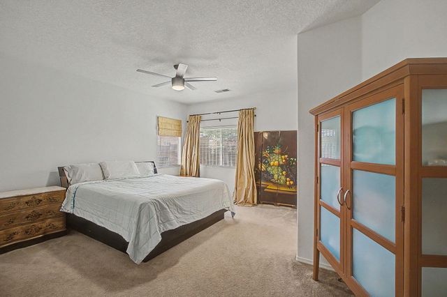 2839 Cabernet Street SW, Albuquerque, NM 87121