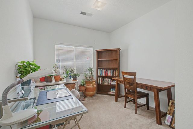 2839 Cabernet Street SW, Albuquerque, NM 87121