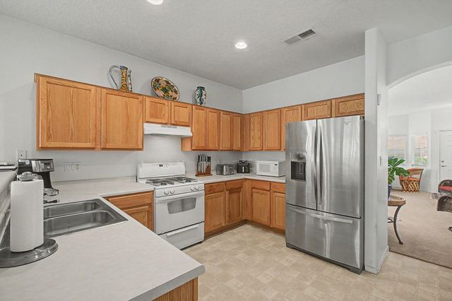 2839 Cabernet Street SW, Albuquerque, NM 87121