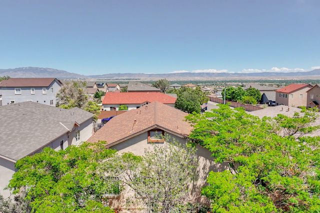 2839 Cabernet Street SW, Albuquerque, NM 87121