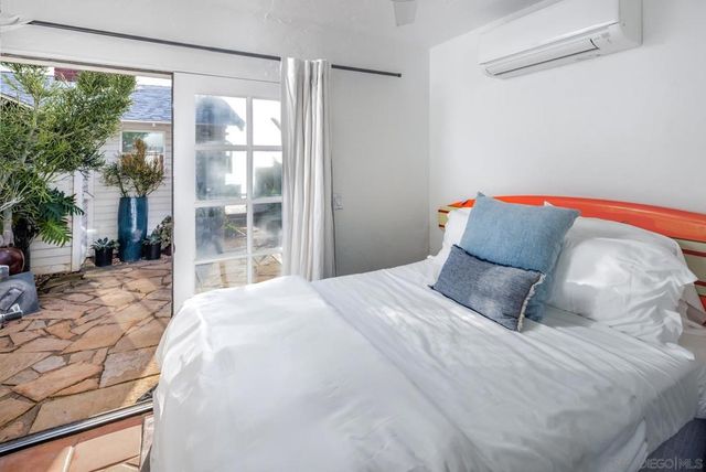 629 Fourth St, Encinitas, CA 92024