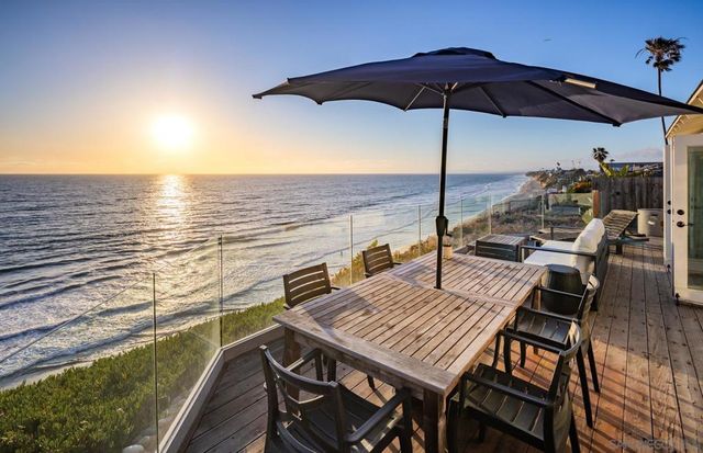 629 Fourth St, Encinitas, CA 92024