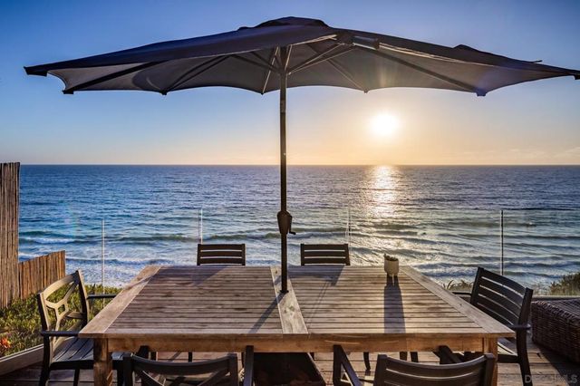 629 Fourth St, Encinitas, CA 92024
