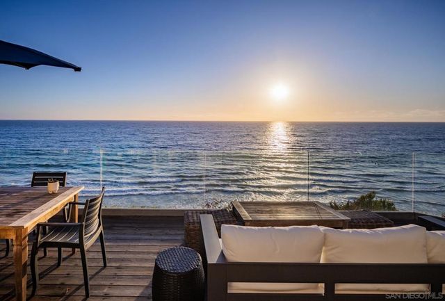 629 Fourth St, Encinitas, CA 92024