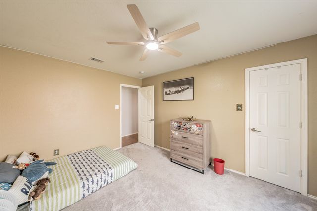 245 Cedar Crest Drive, Justin, TX 76247