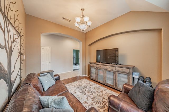 245 Cedar Crest Drive, Justin, TX 76247