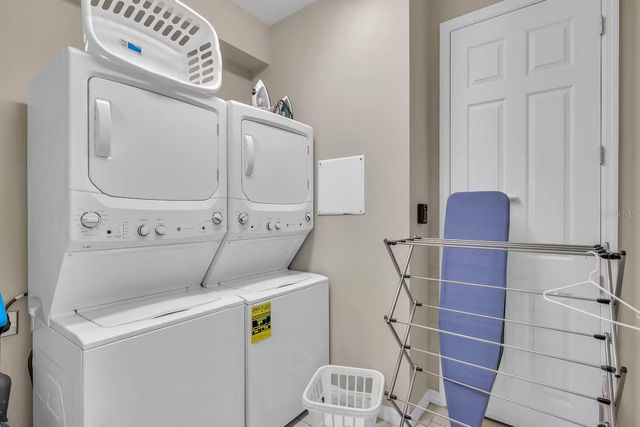 1568 NASSAU POINT TRAIL, Kissimmee, FL 34747