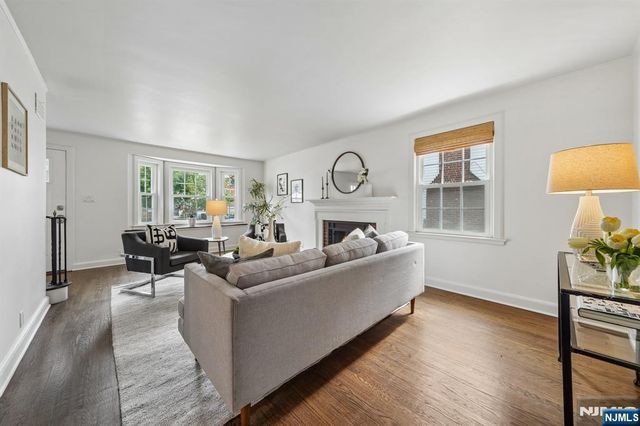 26 Brookdale Road, Bloomfield, NJ 07003
