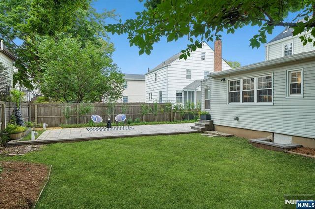 26 Brookdale Road, Bloomfield, NJ 07003