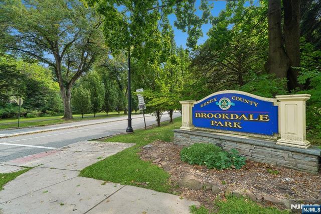 26 Brookdale Road, Bloomfield, NJ 07003