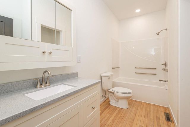 701 S Madison Street, Cuba City, WI 53807