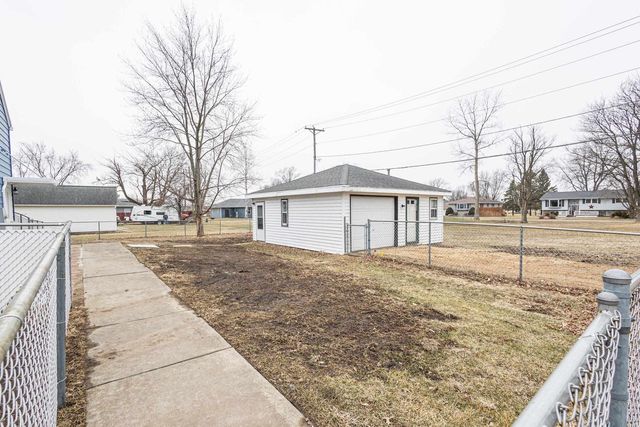 701 S Madison Street, Cuba City, WI 53807