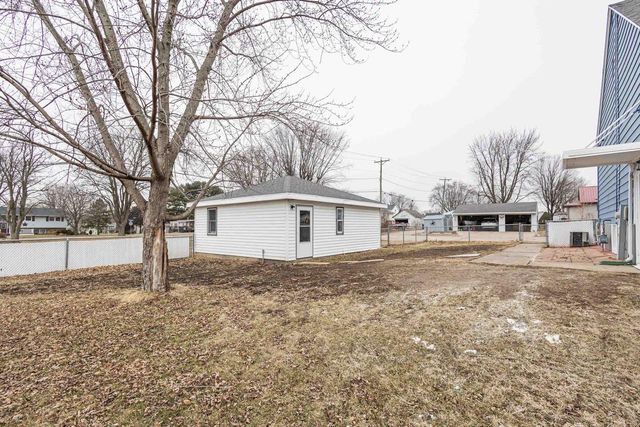 701 S Madison Street, Cuba City, WI 53807