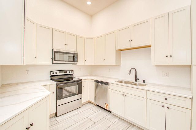 701 S Madison Street, Cuba City, WI 53807