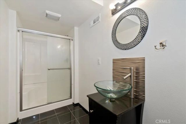 24048 Altdorf Drive, Crestline, CA 92325