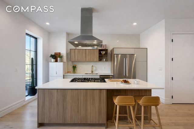 319 Hawthorne Street, New York City, NY 11225