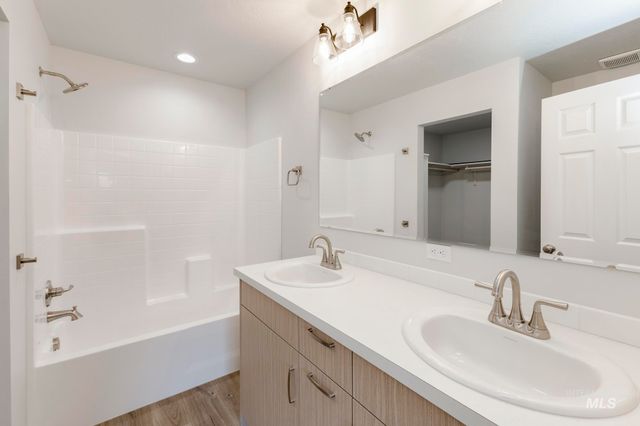 1708 N Birch St, Jerome, ID 83338