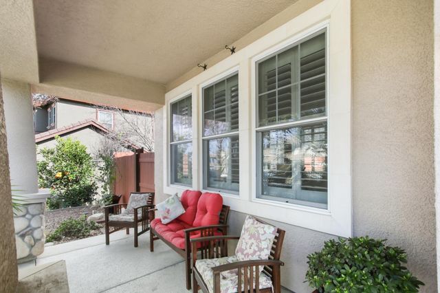 5950 Tanus Cir, Rocklin, CA 95677