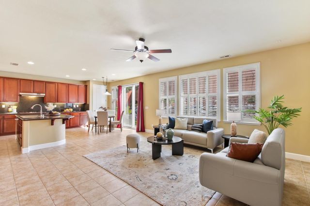 5950 Tanus Cir, Rocklin, CA 95677