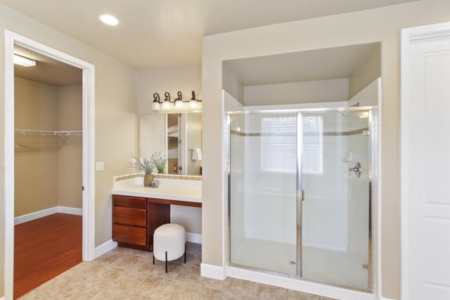 5950 Tanus Cir, Rocklin, CA 95677