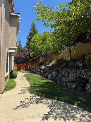 5950 Tanus Cir, Rocklin, CA 95677
