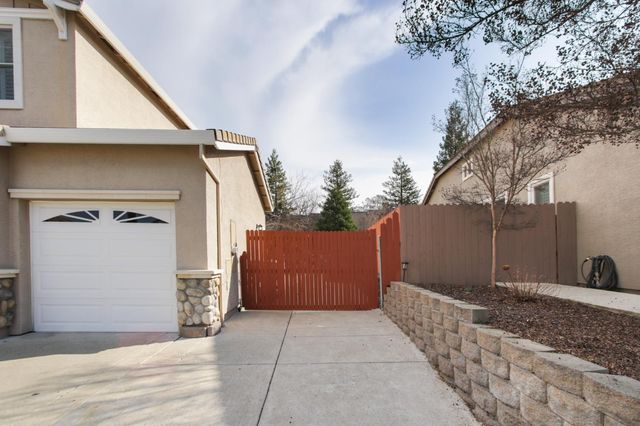 5950 Tanus Cir, Rocklin, CA 95677