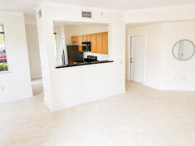 11026 Legacy Drive 102, Palm Beach Gardens, FL 33410