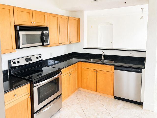 11026 Legacy Drive 102, Palm Beach Gardens, FL 33410