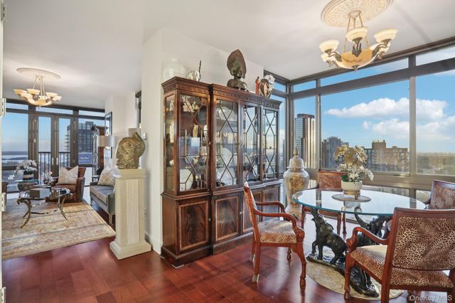 175 Huguenot Street 2403, New Rochelle, NY 10801