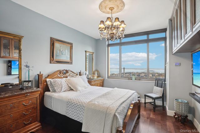 175 Huguenot Street 2403, New Rochelle, NY 10801