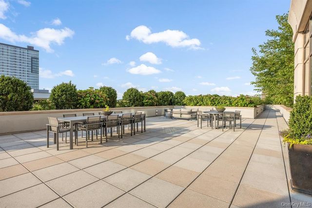 175 Huguenot Street 2403, New Rochelle, NY 10801