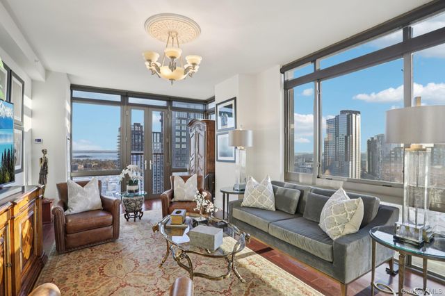 175 Huguenot Street 2403, New Rochelle, NY 10801