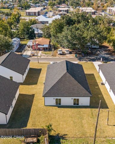 3203 E 2nd Place, Panama City, FL 32401