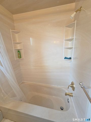 150 Northview Drive, South Windsor, CT 06074