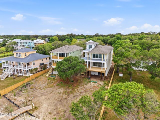 1132 S Seabreeze Road, Wilmington, NC 28409