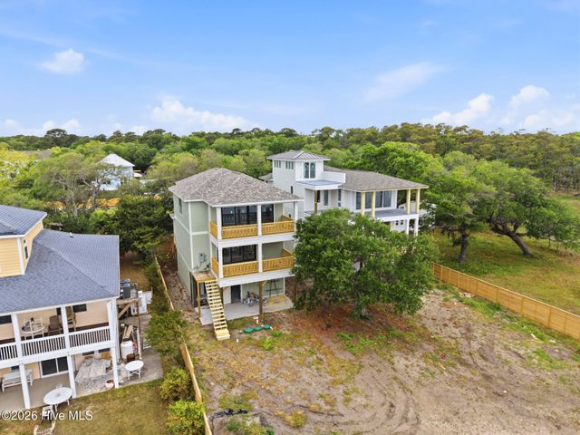 1132 S Seabreeze Road, Wilmington, NC 28409