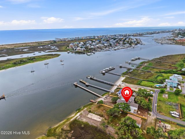1132 S Seabreeze Road, Wilmington, NC 28409