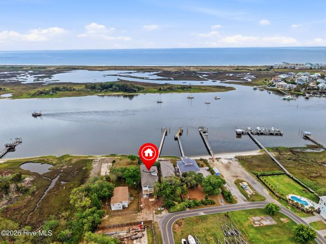1132 S Seabreeze Road, Wilmington, NC 28409