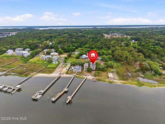 1132 S Seabreeze Road, Wilmington, NC 28409