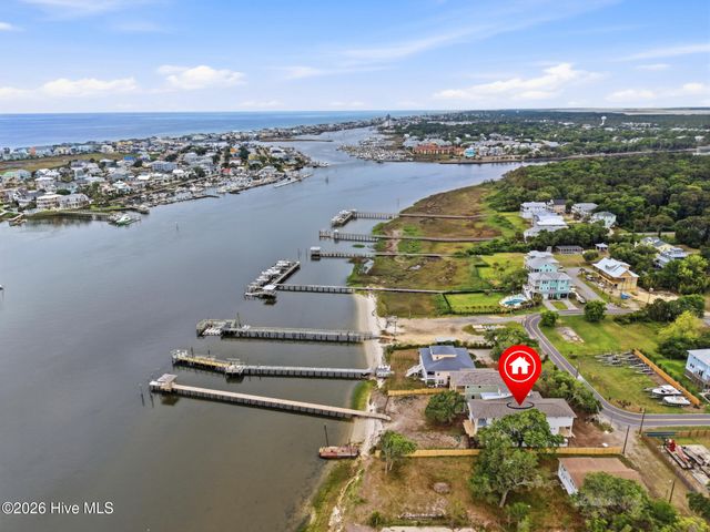 1132 S Seabreeze Road, Wilmington, NC 28409