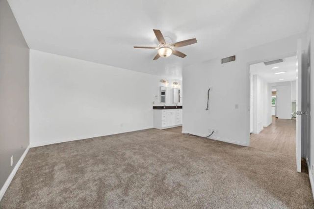 6050 Henderson Drive 33, La Mesa, CA 91942