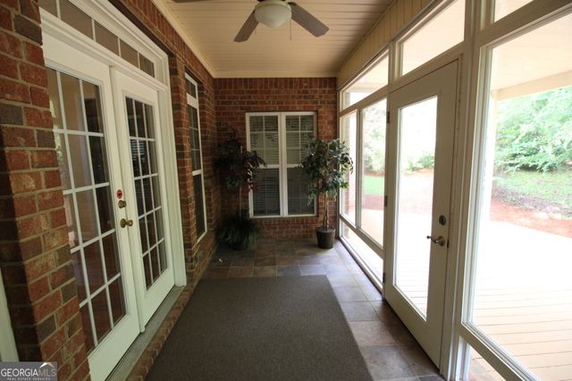 450 Deer Creek Drive, Forsyth, GA 31029