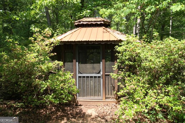 450 Deer Creek Drive, Forsyth, GA 31029