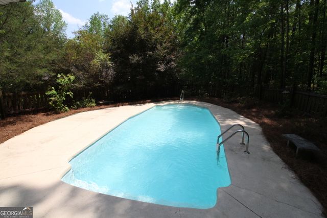 450 Deer Creek Drive, Forsyth, GA 31029