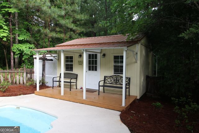 450 Deer Creek Drive, Forsyth, GA 31029