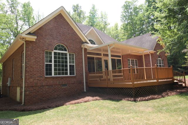 450 Deer Creek Drive, Forsyth, GA 31029