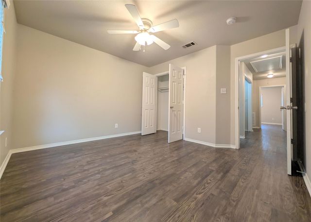 8816 Schick RD D, Austin, TX 78729