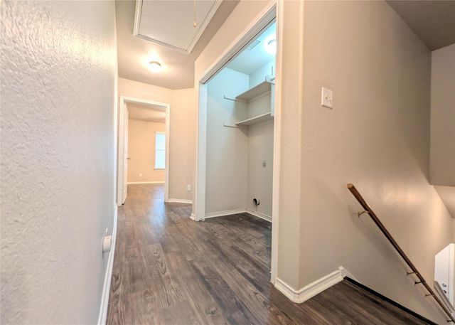8816 Schick RD D, Austin, TX 78729