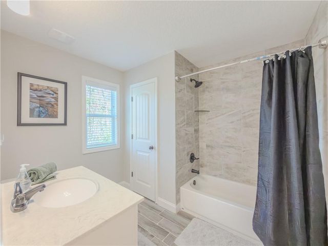 233 Poppyfield Farm Drive, Good Hope, GA 30641